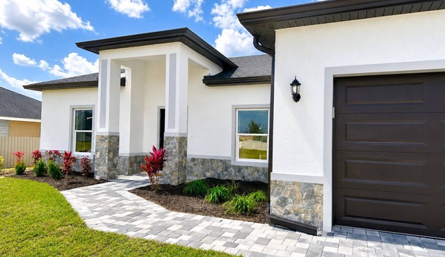 Your Cozy Corner in Cape Coral
