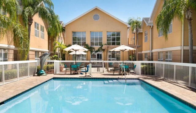 Your Home Away From Home! Free Breakfast, Outdoor Pool, Full Kitchen!