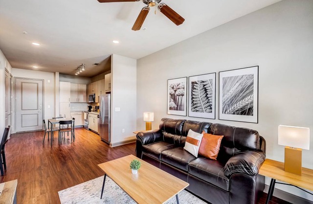 FRONTDESK | Bright 1 BR in Atlantic Station