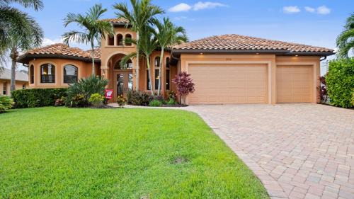 Heritage Palms Golf Country Club 