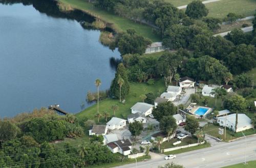 Ida Beach Resort 