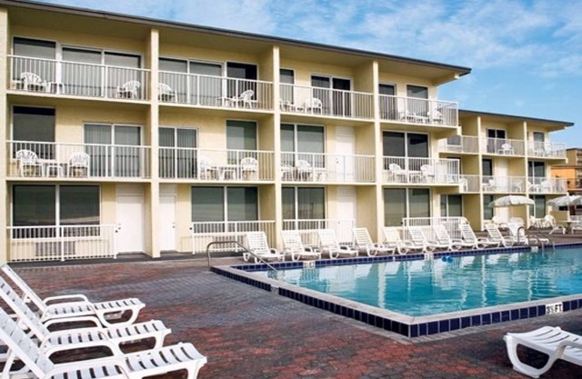 Shores Club 