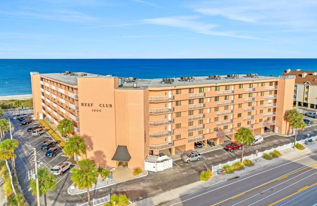 Reef Club 201