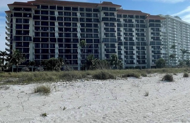 Tradewinds, beautiful beachfront property