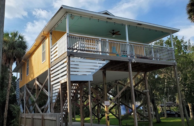 Visit Florida Nature Coast Of Manatees Dolphins Eagles Mermaids 