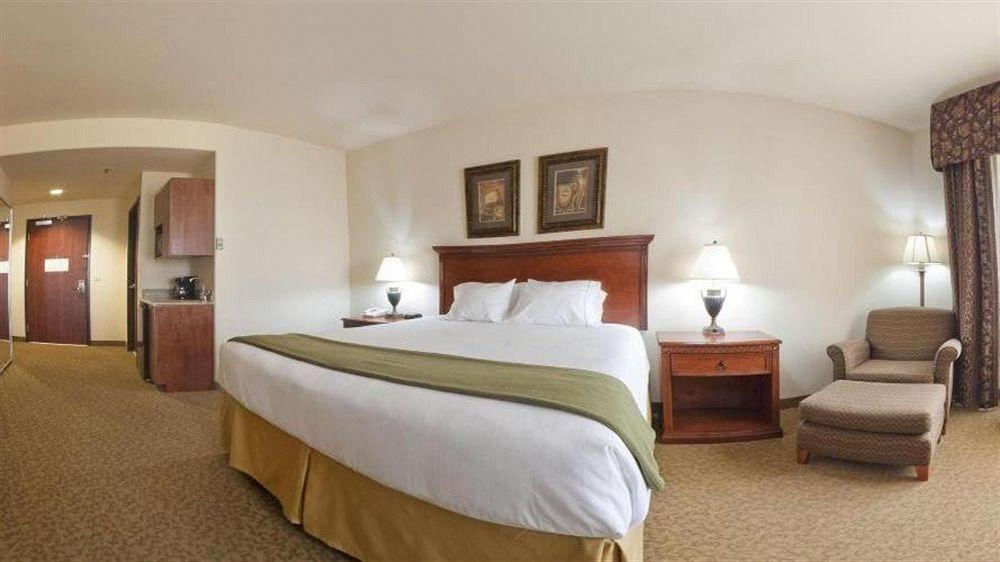 Photo of Bedroom in Mesilla Park