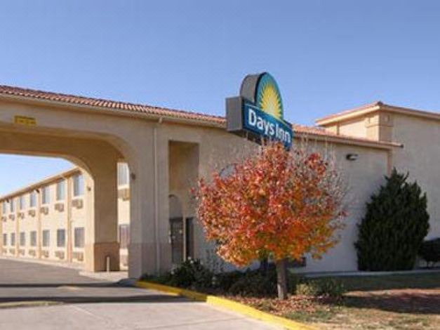 Photo of Buildings in Los Lunas