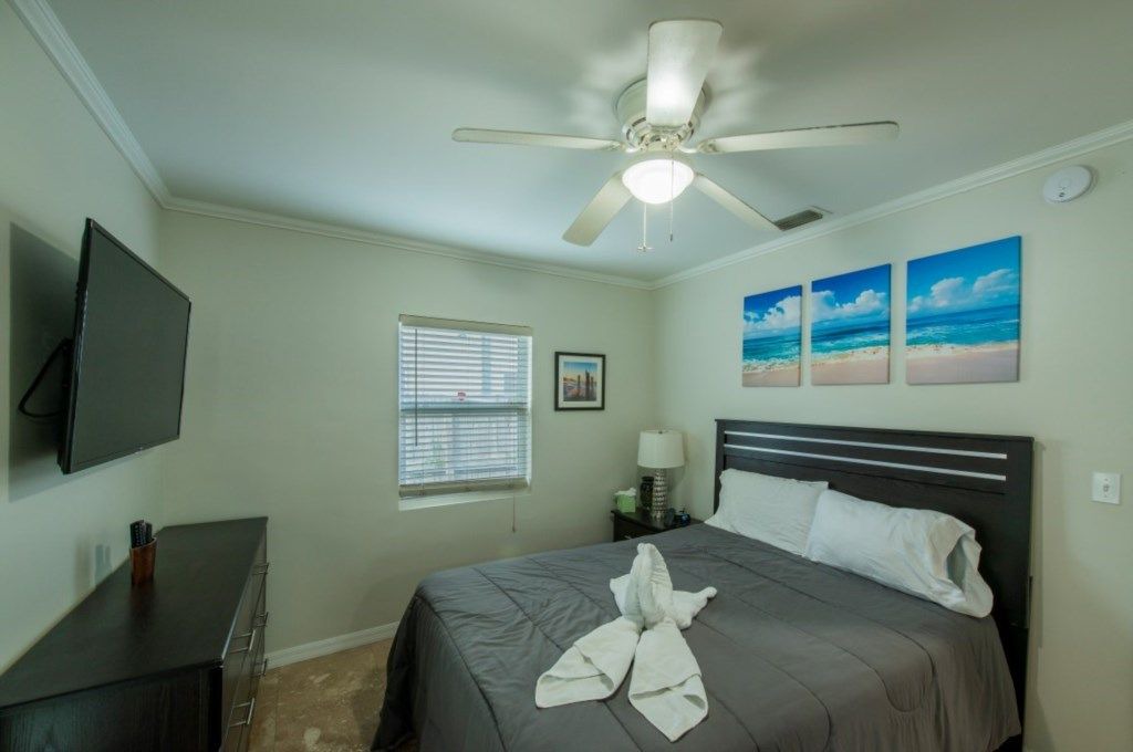 Photo of Bedroom in South Middle River