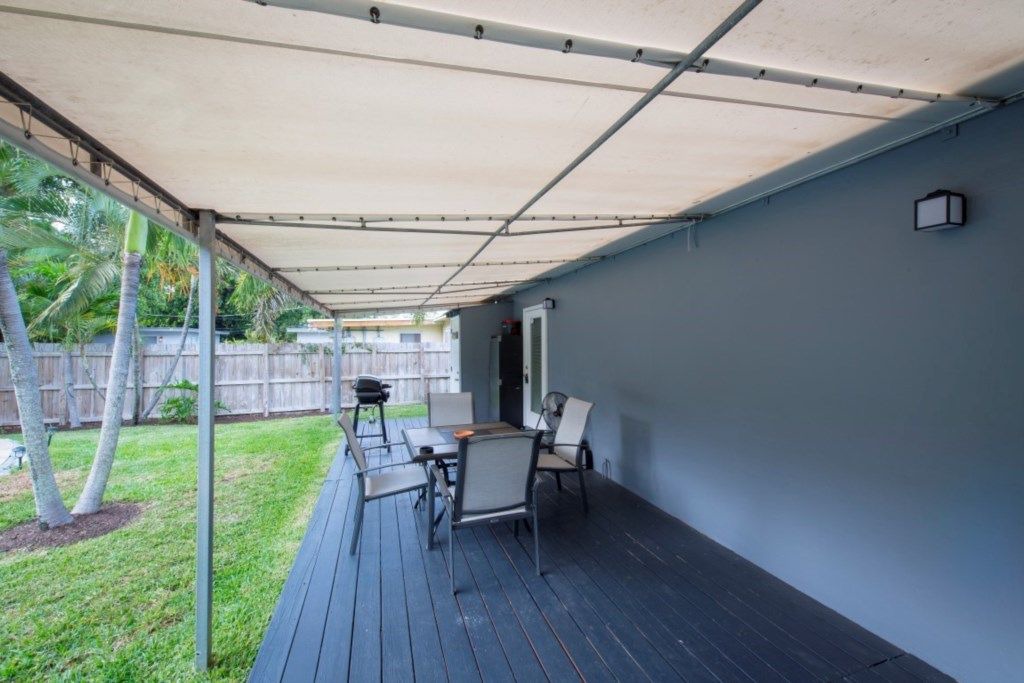 Photo of Patio Balcony in South Middle River