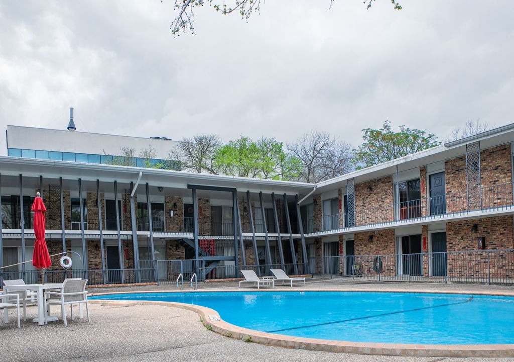 Photo of Outdoor in Hancock
