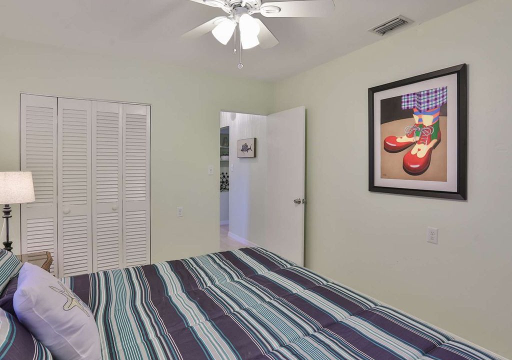 Photo of Bedroom in Gillespie Park
