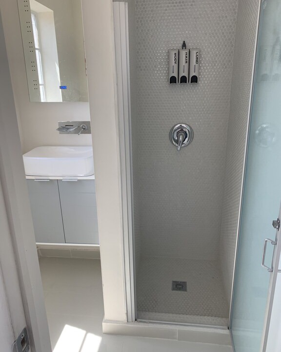 Photo of Bathroom in Royal Poinciana