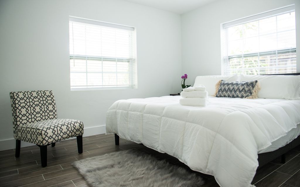 Photo of Bedroom in South Middle River