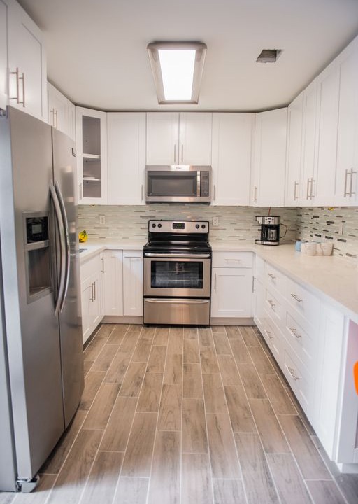 Photo of Kitchen in South Middle River