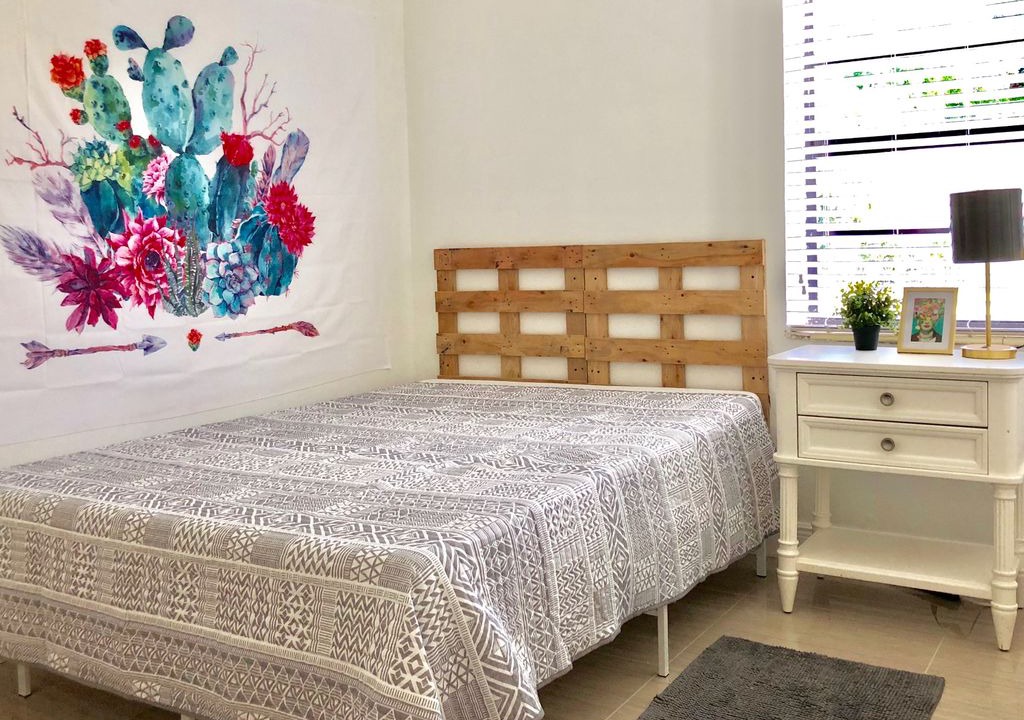 Photo of Bedroom in South Middle River