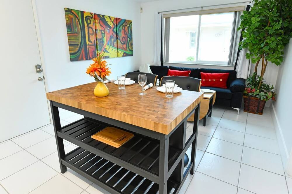 Photo of Kitchen in Coral Ridge Isles
