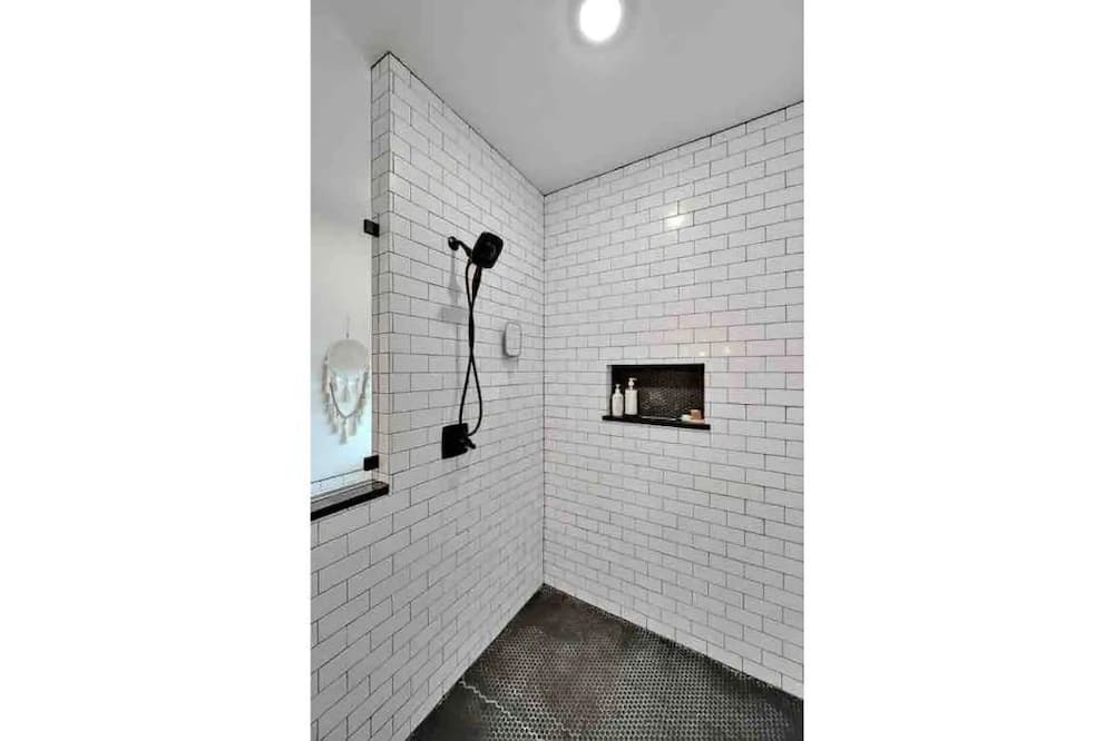 Photo of Bedroom in Moody