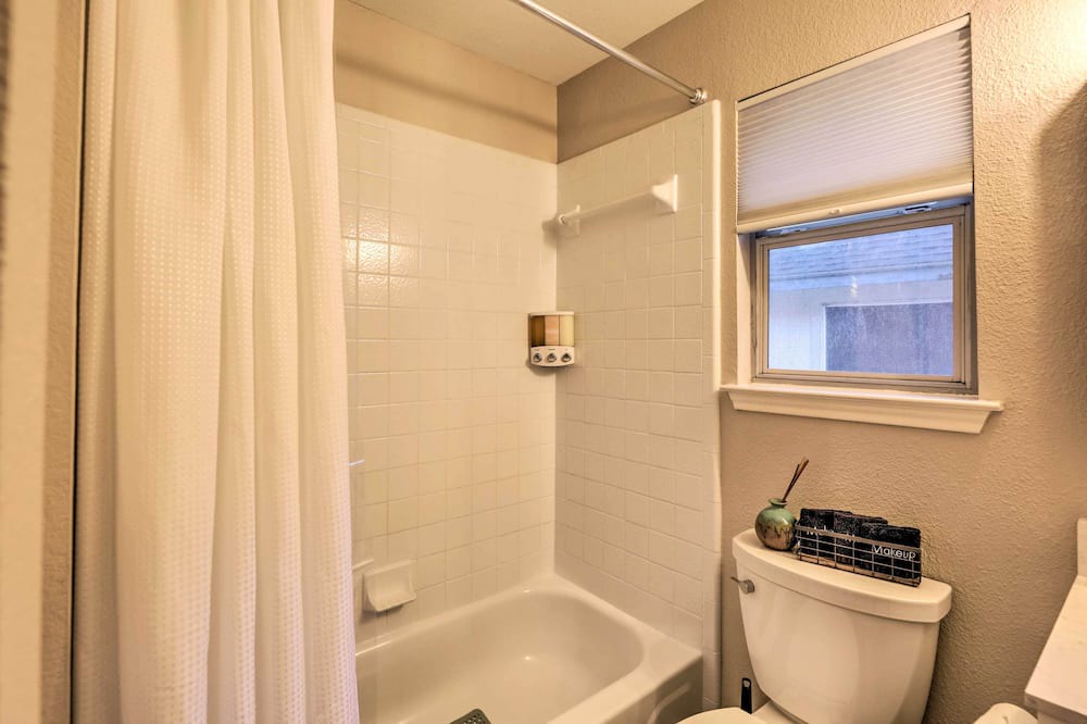Photo of Bathroom in McKinney