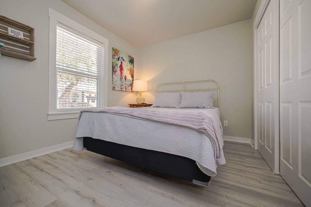 Photo of Bedroom in Rockport