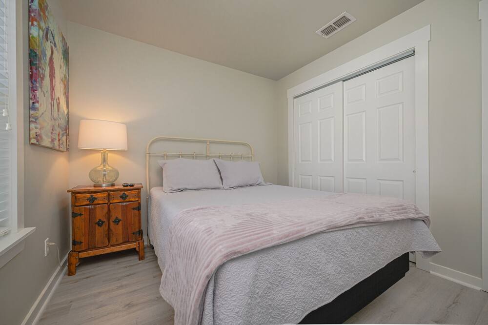 Photo of Bedroom in Rockport