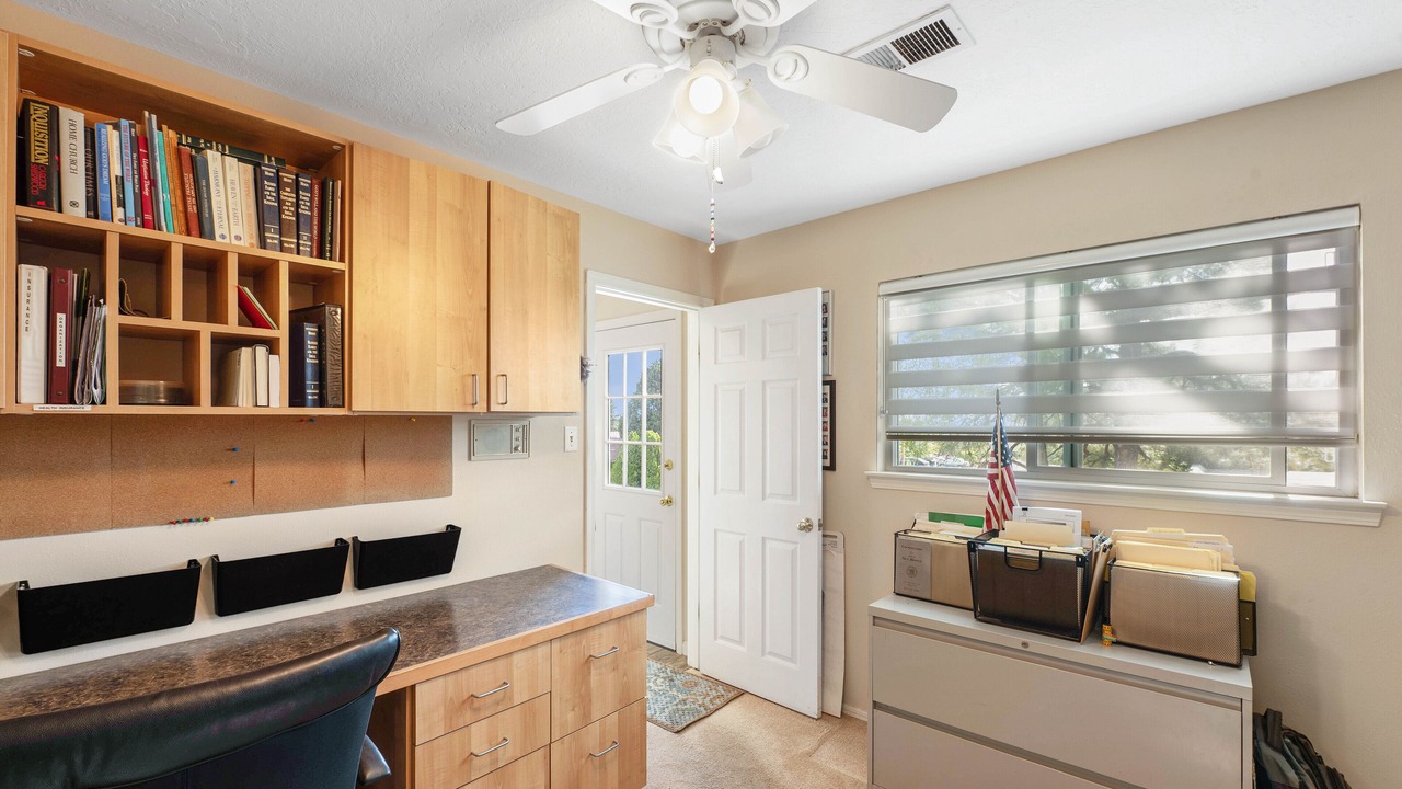 Photo of Kitchen in Loma Del Rey