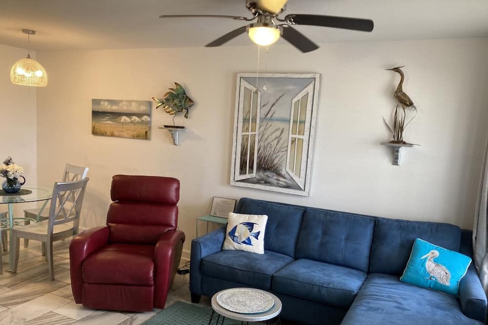 Photo of Livingroom in Rockport