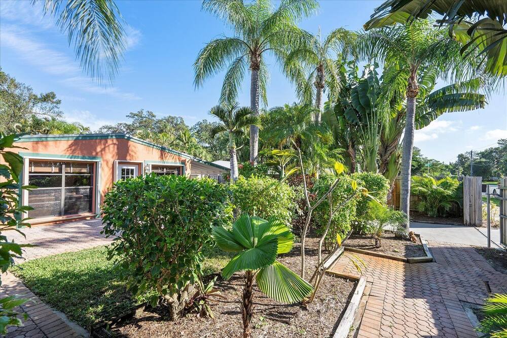 Photo of Outdoor in River Oaks