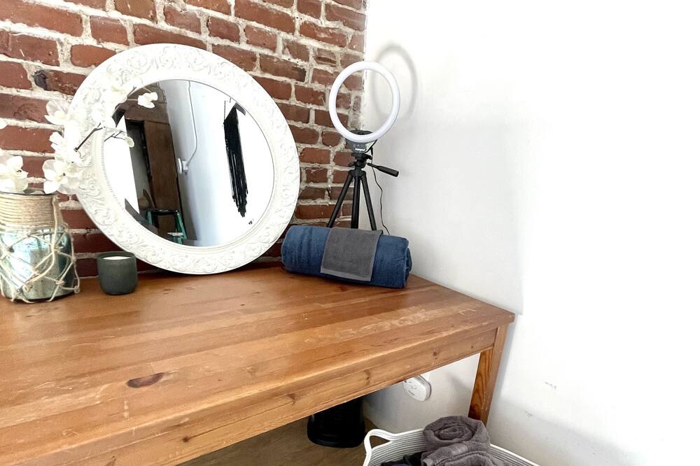 Photo of Bedroom in River Market
