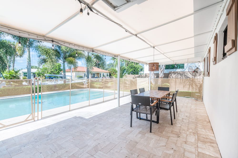 Photo of Outdoor in South New River Isles