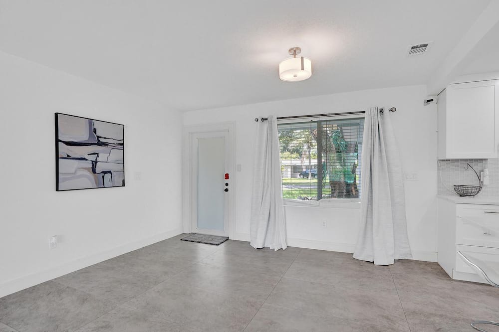 Photo of Bedroom in Plantation