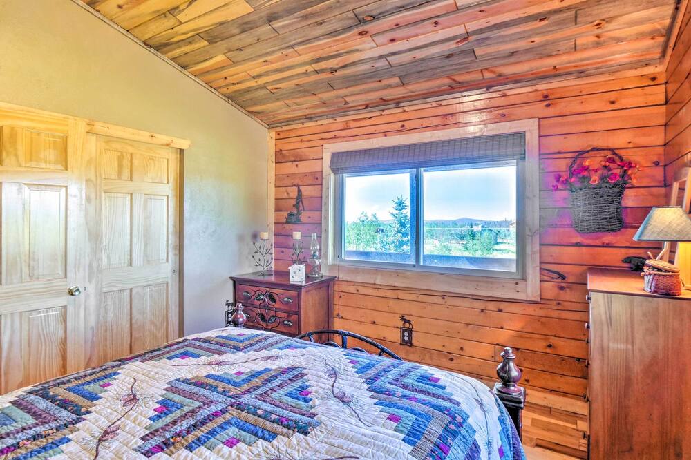 Photo of Bedroom in Indian Mountain