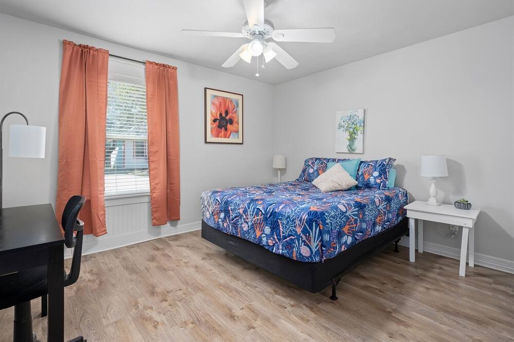 Photo of Bedroom in Rockport