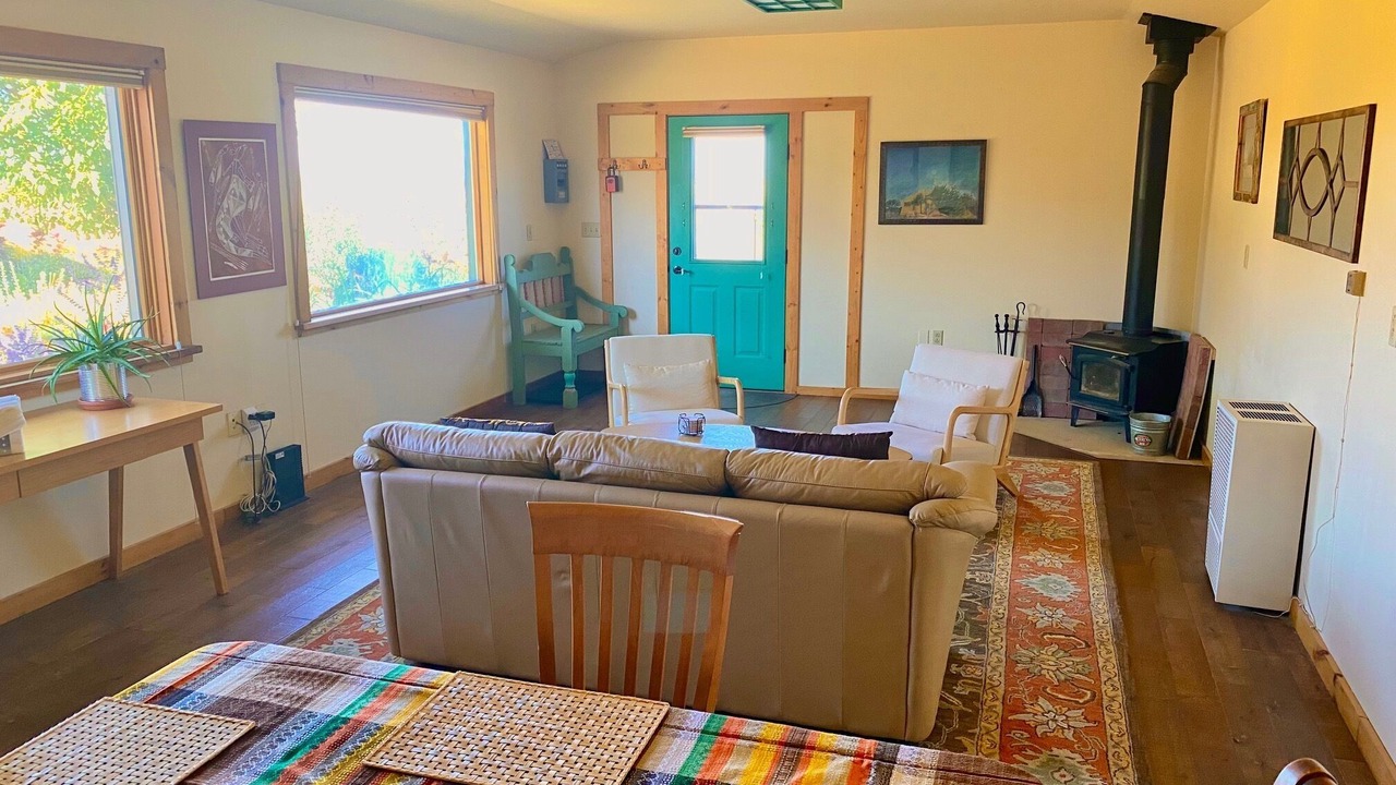 Photo of Livingroom in Crestone