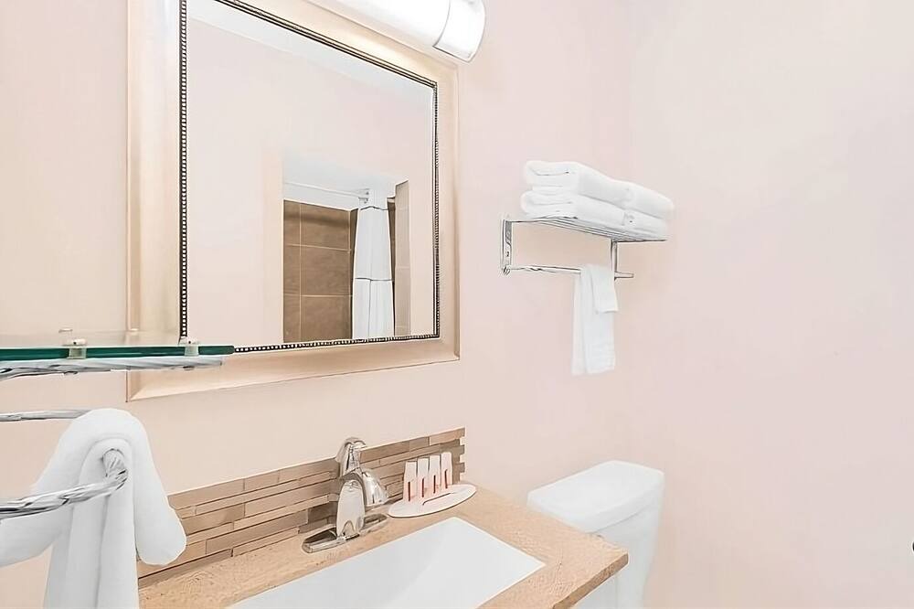 Photo of Bathroom in Pecos