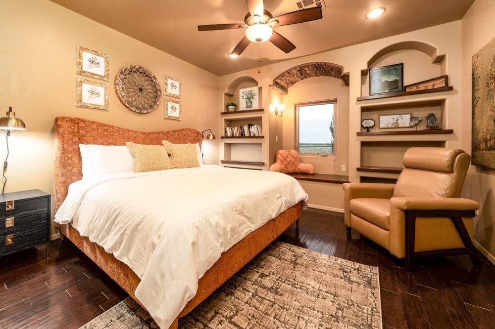 Photo of Bedroom in Mesilla Park