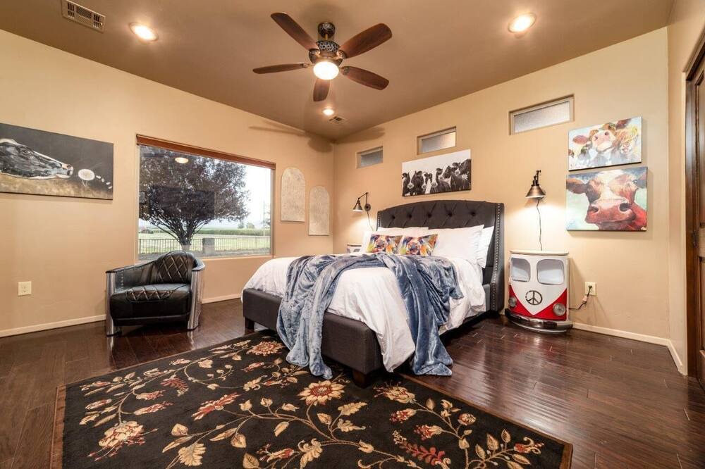 Photo of Bedroom in Mesilla Park
