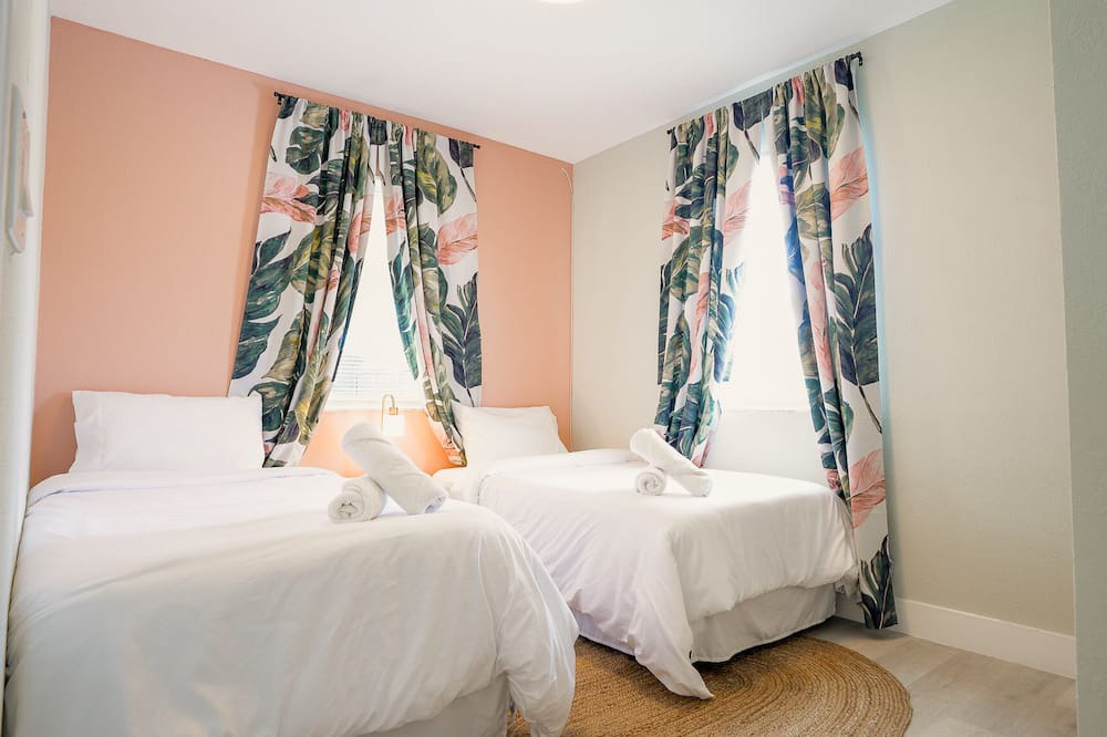 Photo of Bedroom in Pompano Beach