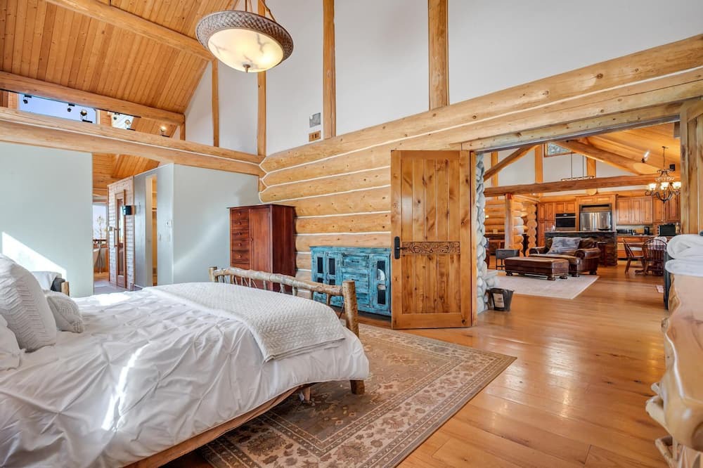 Photo of Bedroom in Hartsel