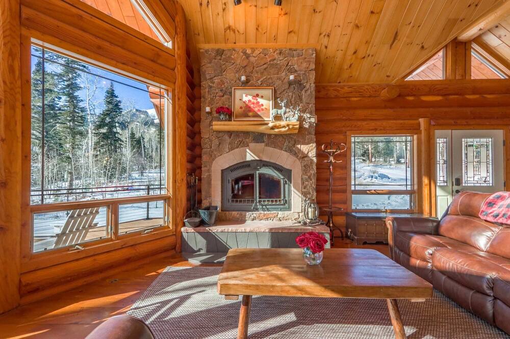 Photo of Bedroom in Westcliffe