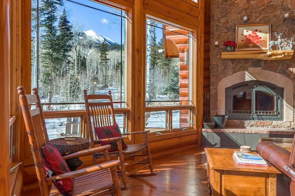 Photo of Livingroom in Westcliffe