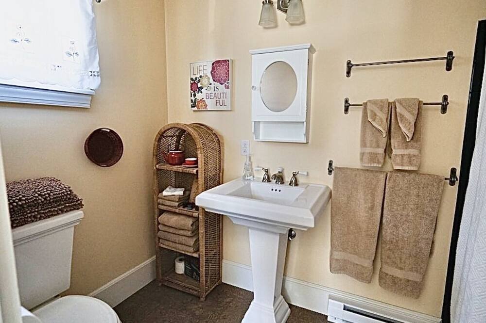 Photo of Bathroom in Westcliffe