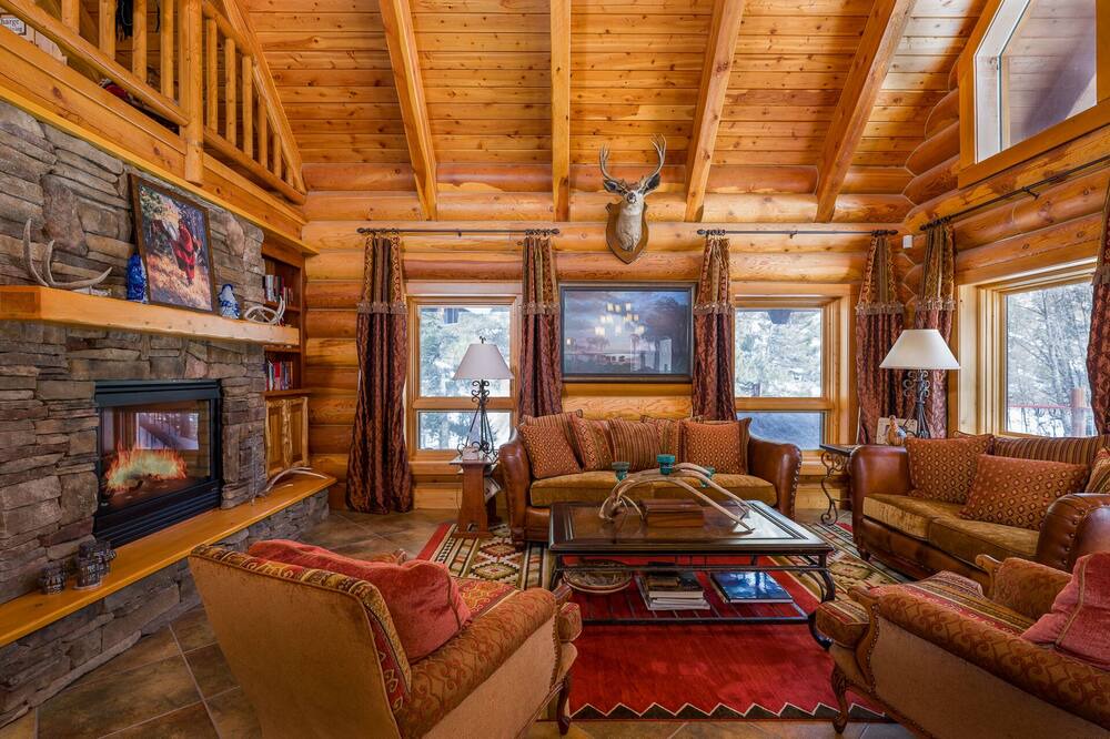 Photo of Livingroom in Bayfield