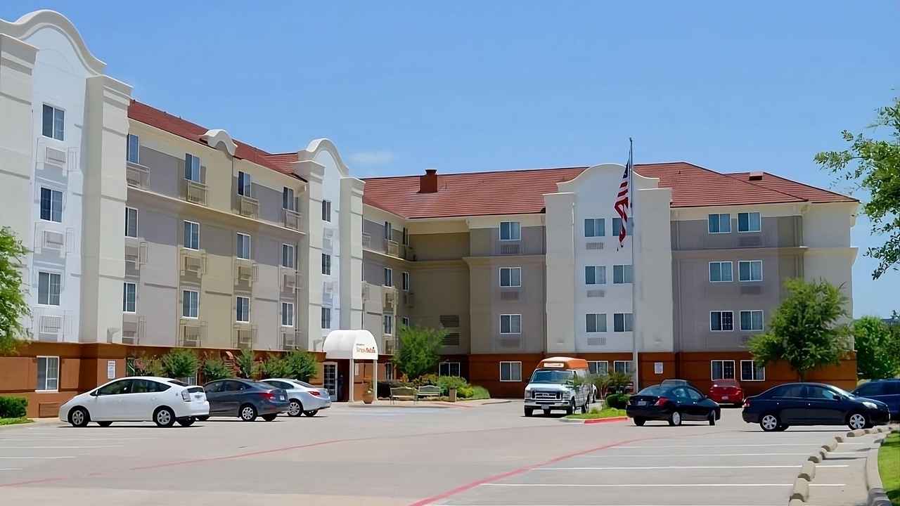 Photo of Others in Las Colinas