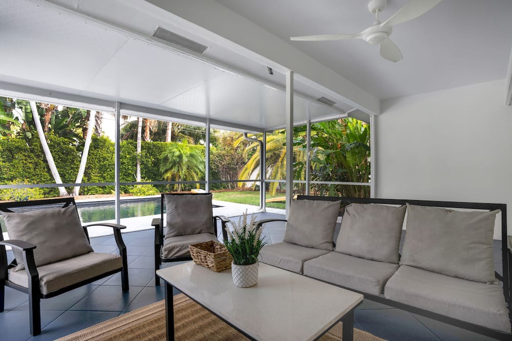 Photo of Others in Coral Ridge Isles