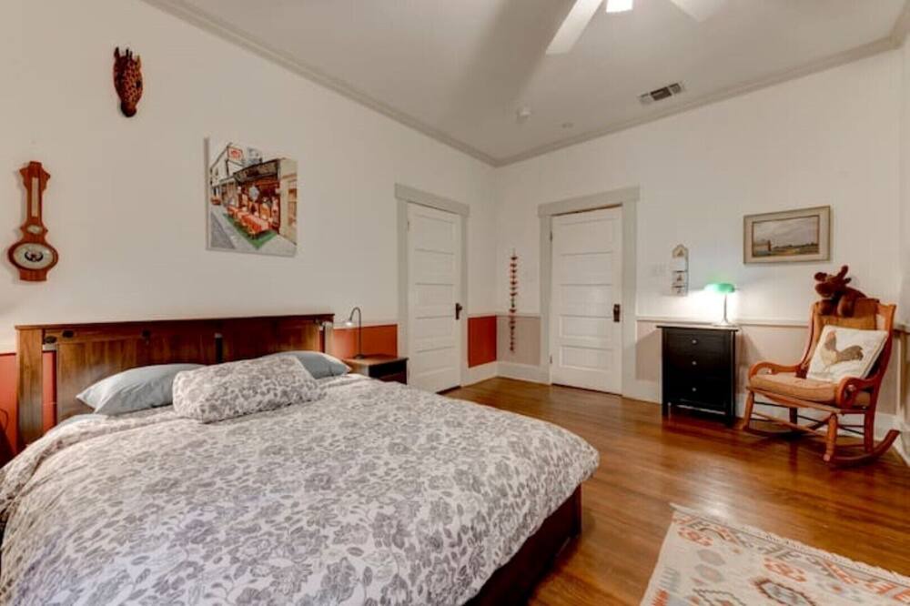 Photo of Bedroom in Hyde Park