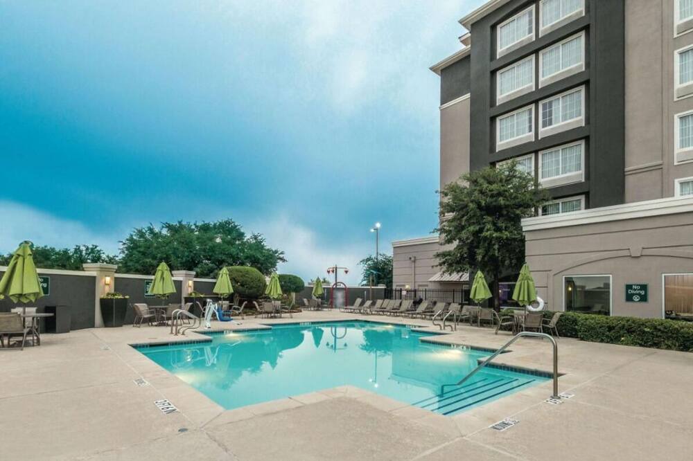 Photo of Outdoor in Arlington