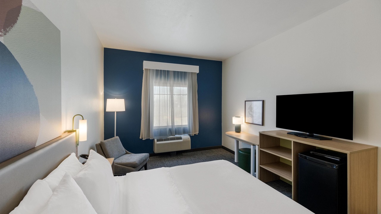 Photo of Bedroom in Midland
