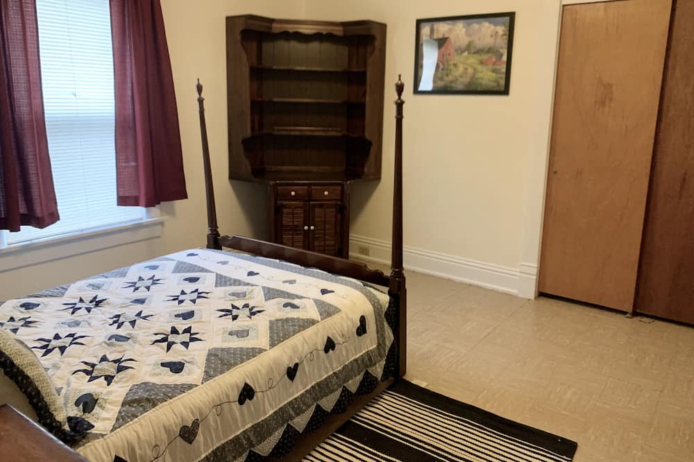 Photo of Bedroom in Cimarron