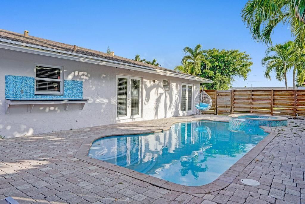 Photo of Outdoor in Deerfield Beach