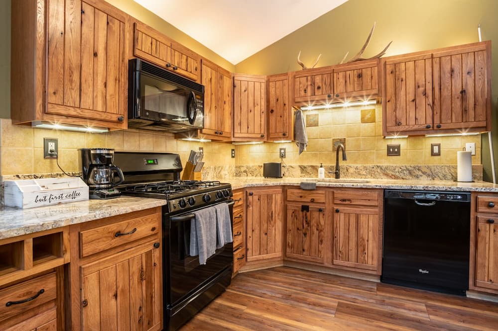Photo of Kitchen in Almont